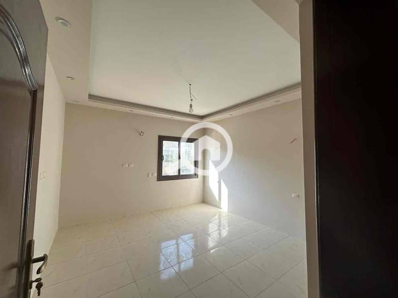 9 9c985624-5ebd-4c0f-b647-837d691a7eb1. jpg