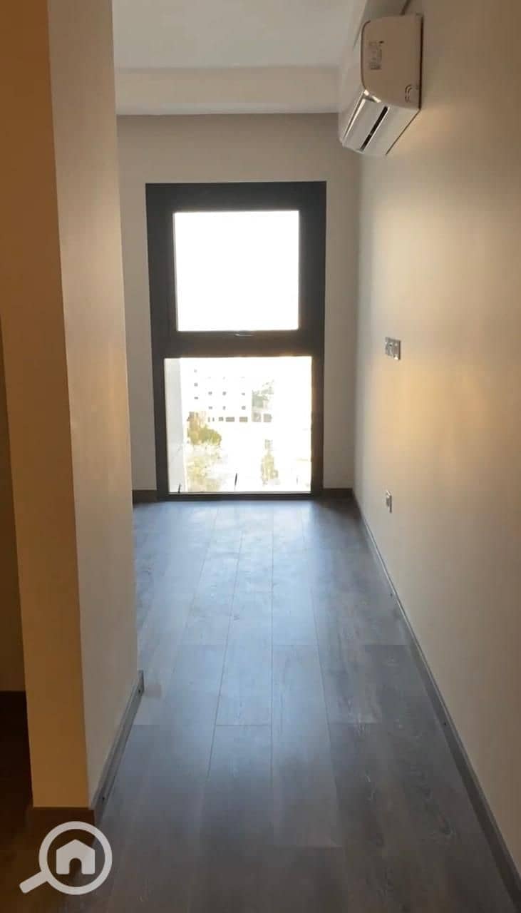 7 WhatsApp Image 2025-12-29 at 4.24. 48 PM (3). jpeg