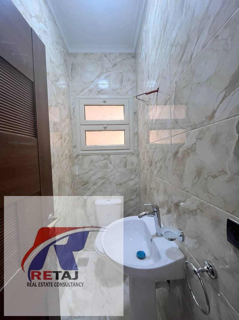 7 WhatsApp Image 2025-12-29 at 12.11. 19 PM (1). jpeg