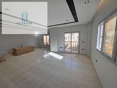 شقة 3 غرف نوم للايجار في 6 أكتوبر، الجيزة - 3bb5deec-a6a8-4e75-b56c-e2faed4e5940. jpg