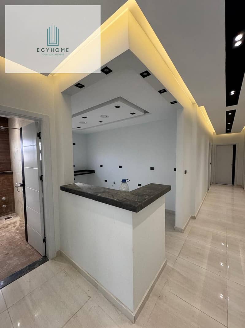 10 b28698ad-29be-4090-bf41-684bb58cfdad. jpg