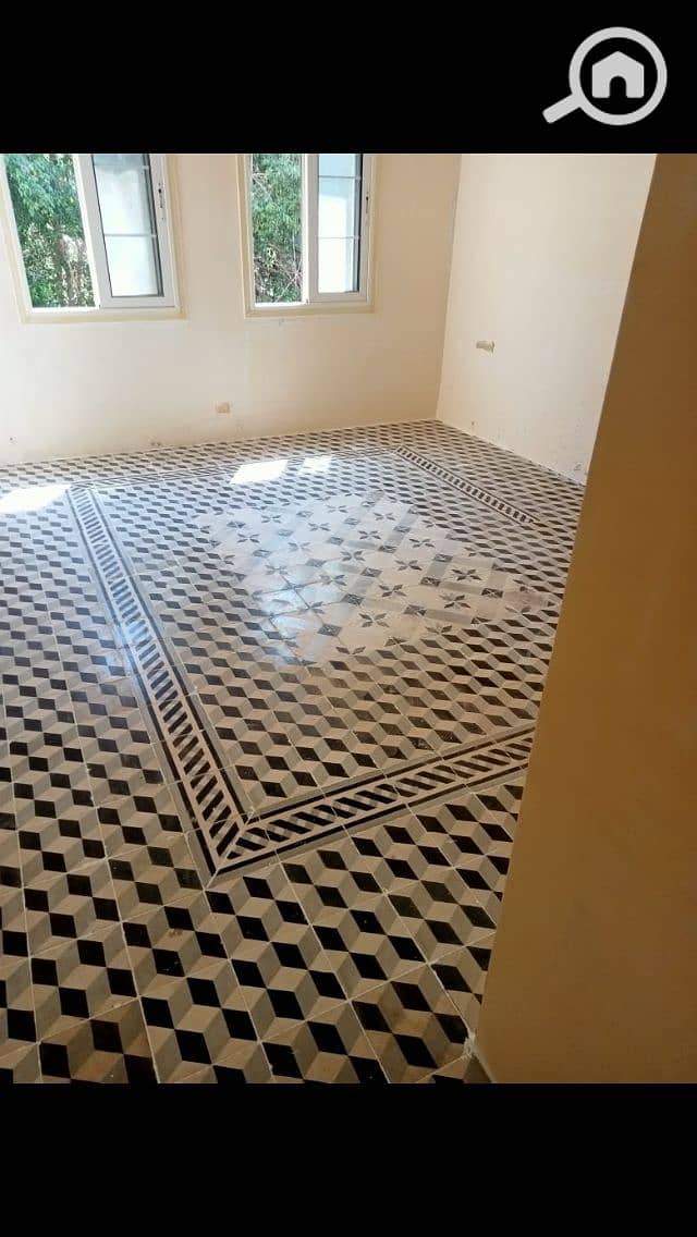 13 cfa92ff1-cafb-40b0-b326-03c0a70286ee. jpg