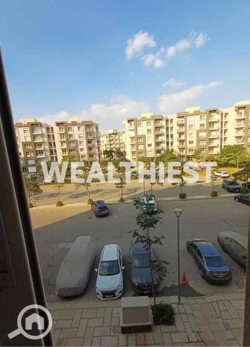 10 685aac26-255a-4cae-a7fc-519158d490ee. jpg