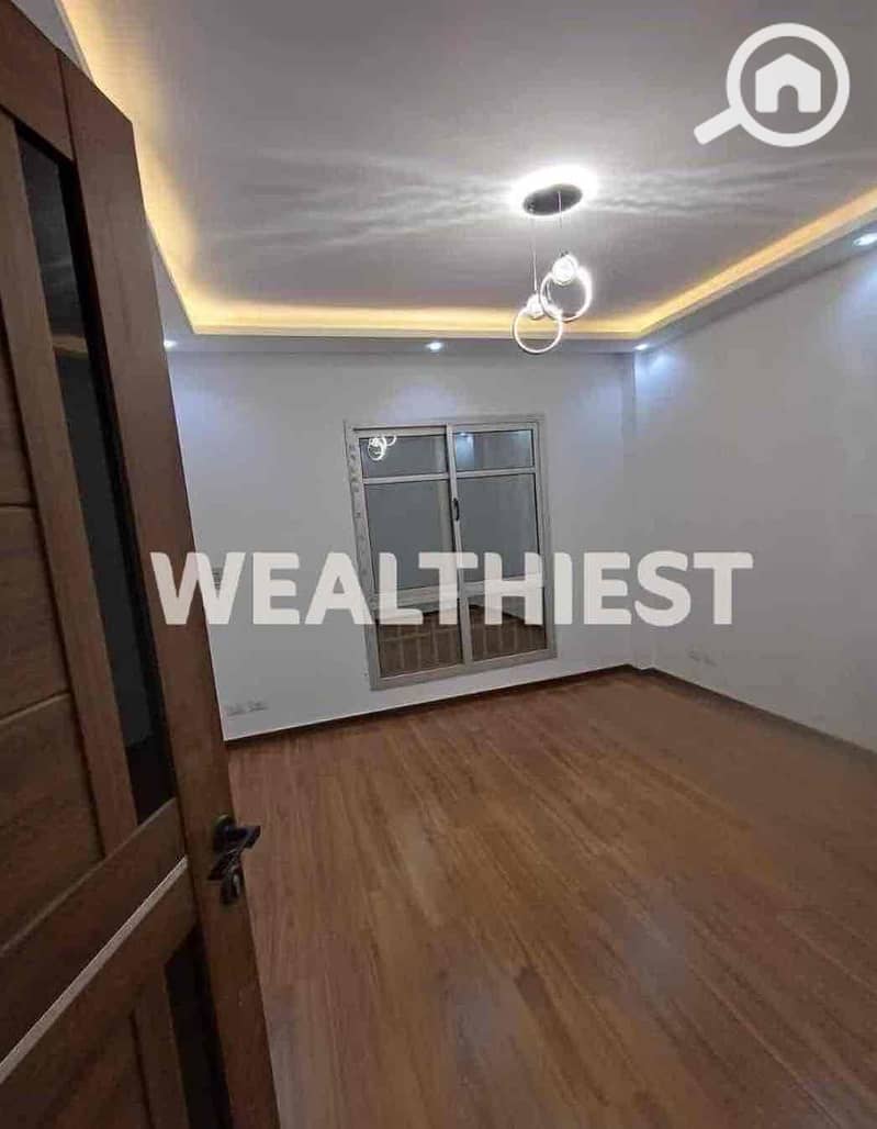 11 60a64eda-4293-4d08-b0de-0d30c14c589e. jpg