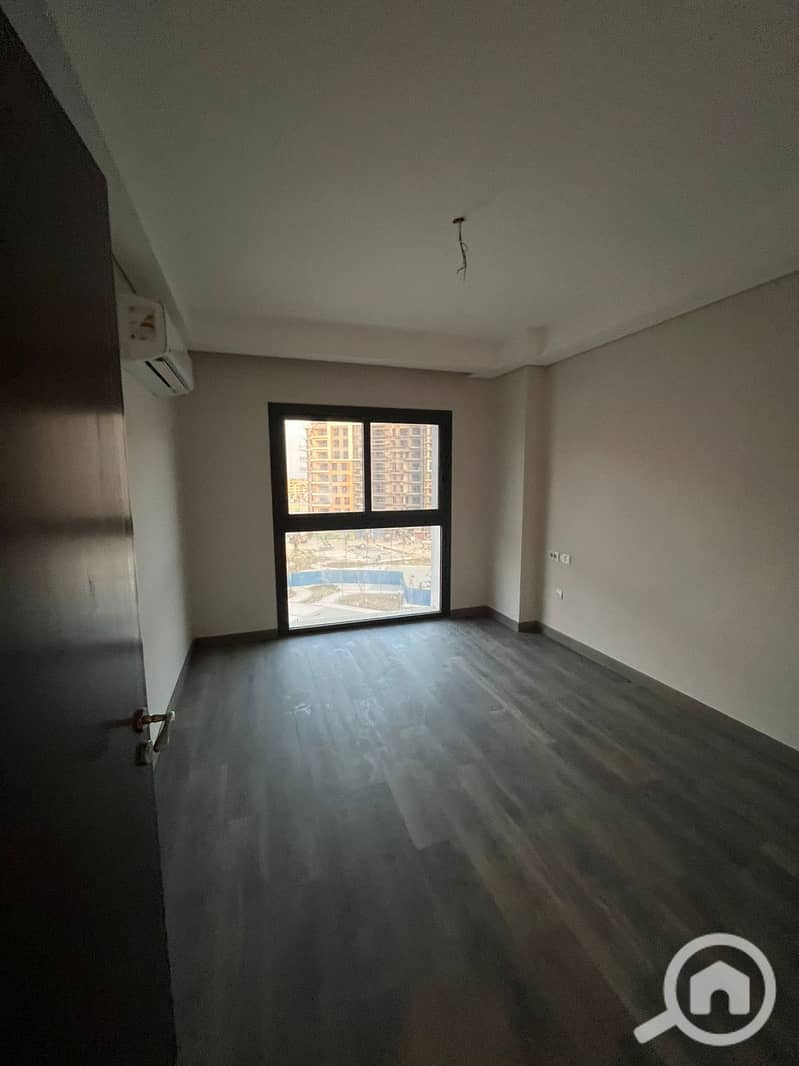 4 220fe095-24fe-4a56-830e-1c549c4aeedf. jpg