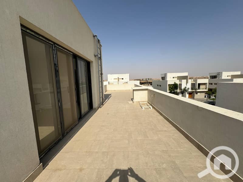 4 WhatsApp Image 2025-12-29 at 4.58. 47 PM (2). jpeg