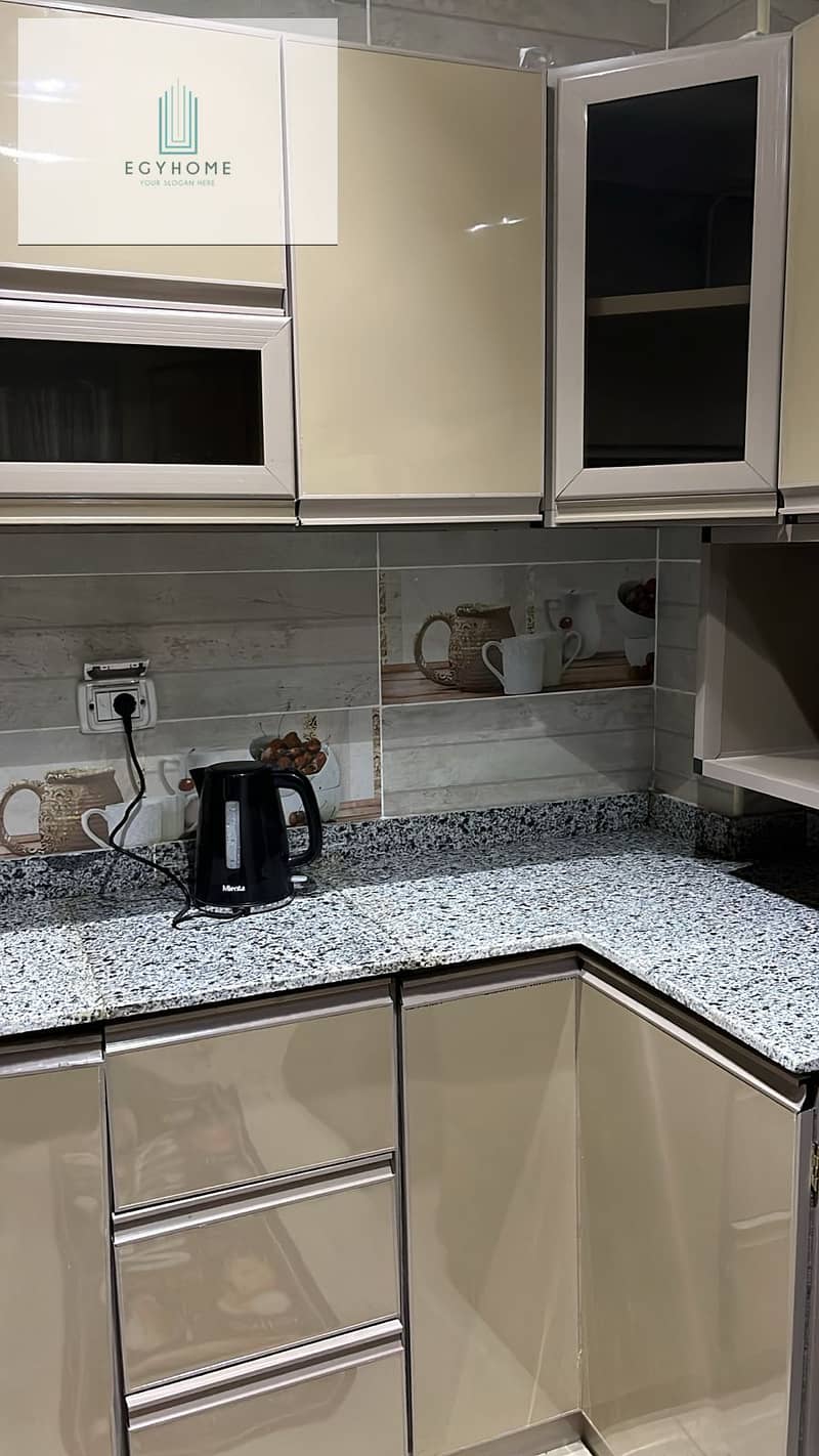 7 df8b31ef-c116-4cc2-aa67-577c03187947. jpg