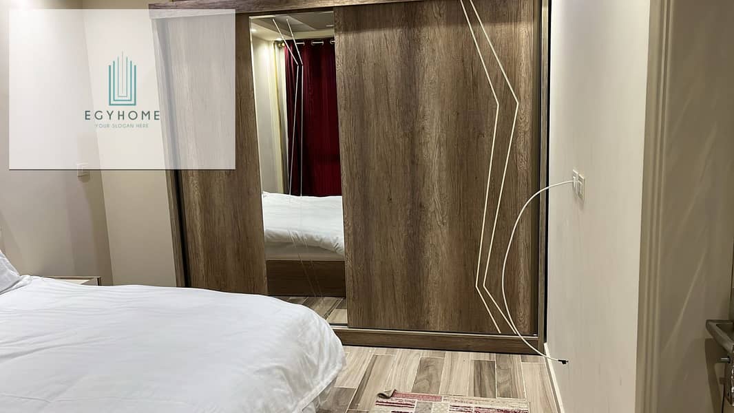 11 b9e74bc1-0e47-43df-8417-d3c3705cbb03. jpg