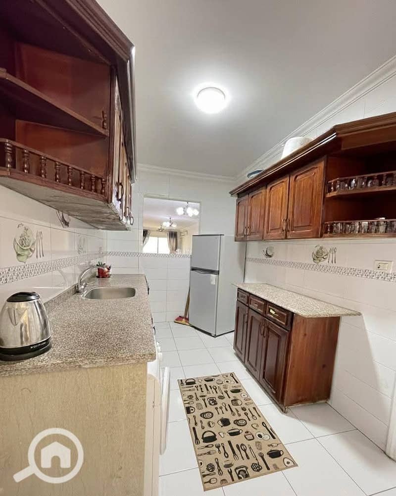 4 3c2a257f-23ba-4b35-ac57-fc70a8839ff8. jpg