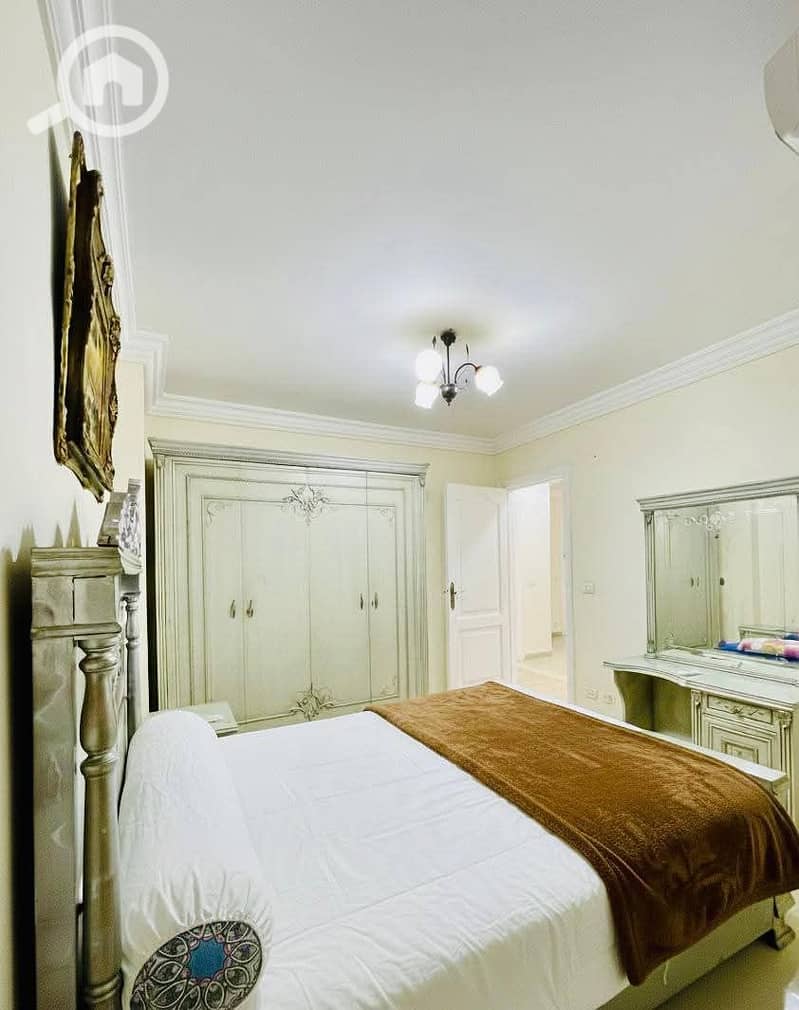 8 07f199b0-02bd-4942-9df5-50940db315a8. jpg