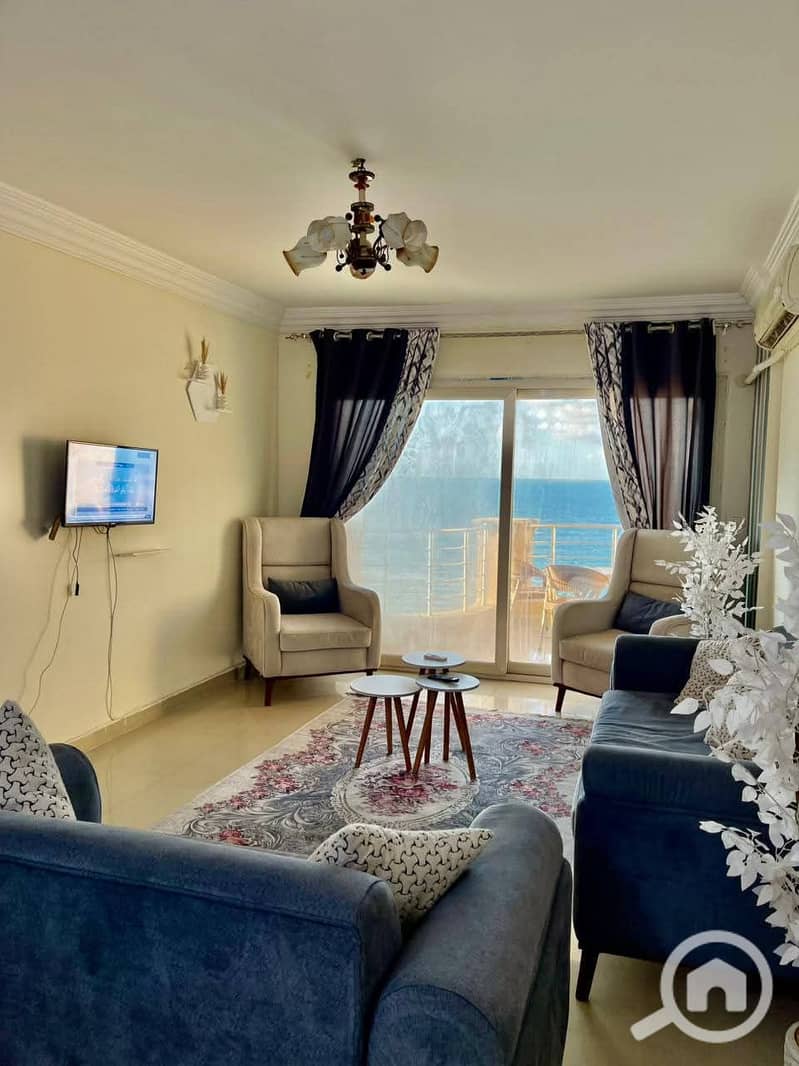 10 41b8d822-3e7c-48c5-9554-5ba6991cbb09. jpg