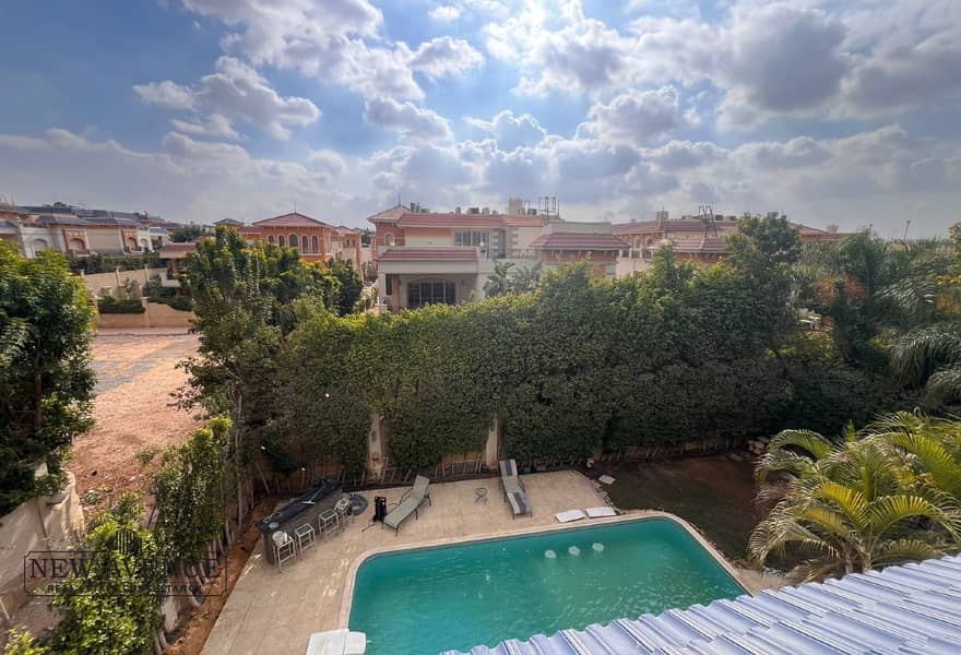 4 8b4575e2-5af3-4ff8-a4aa-b712776f4a45. jpg