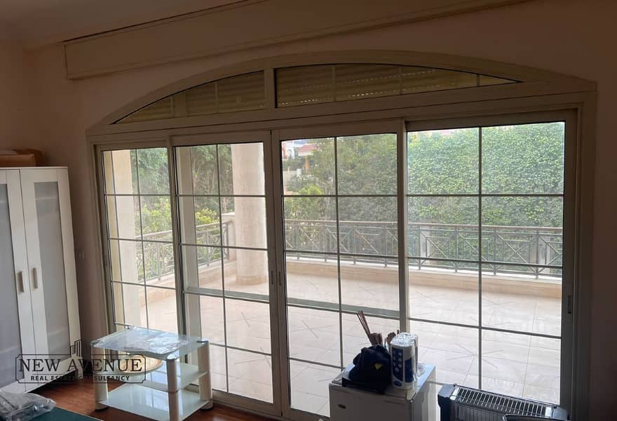 10 20b6bd90-c59d-4122-a39d-12bf47144726. jpg