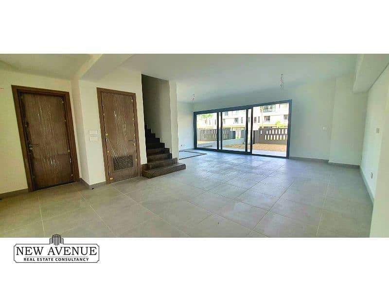 2 WhatsApp Image 2024-09-25 at 10.17. 56 AM (1). jpg