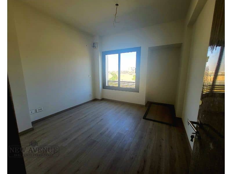 5 WhatsApp Image 2024-09-25 at 10.17. 55 AM (1). jpg