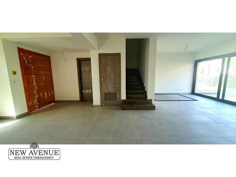 10 WhatsApp Image 2024-09-25 at 10.17. 56 AM. jpg