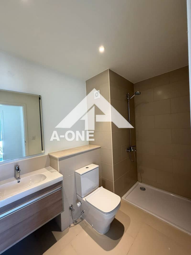 9 a81bc3ad-3322-4c1b-8891-f7c684c5dcd3. jpg