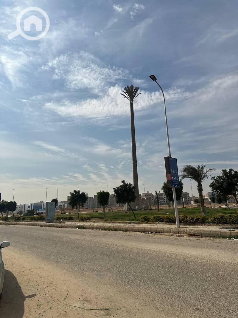 7 3dd5a79a-a844-4325-985f-7e1fe92e8758. jpg