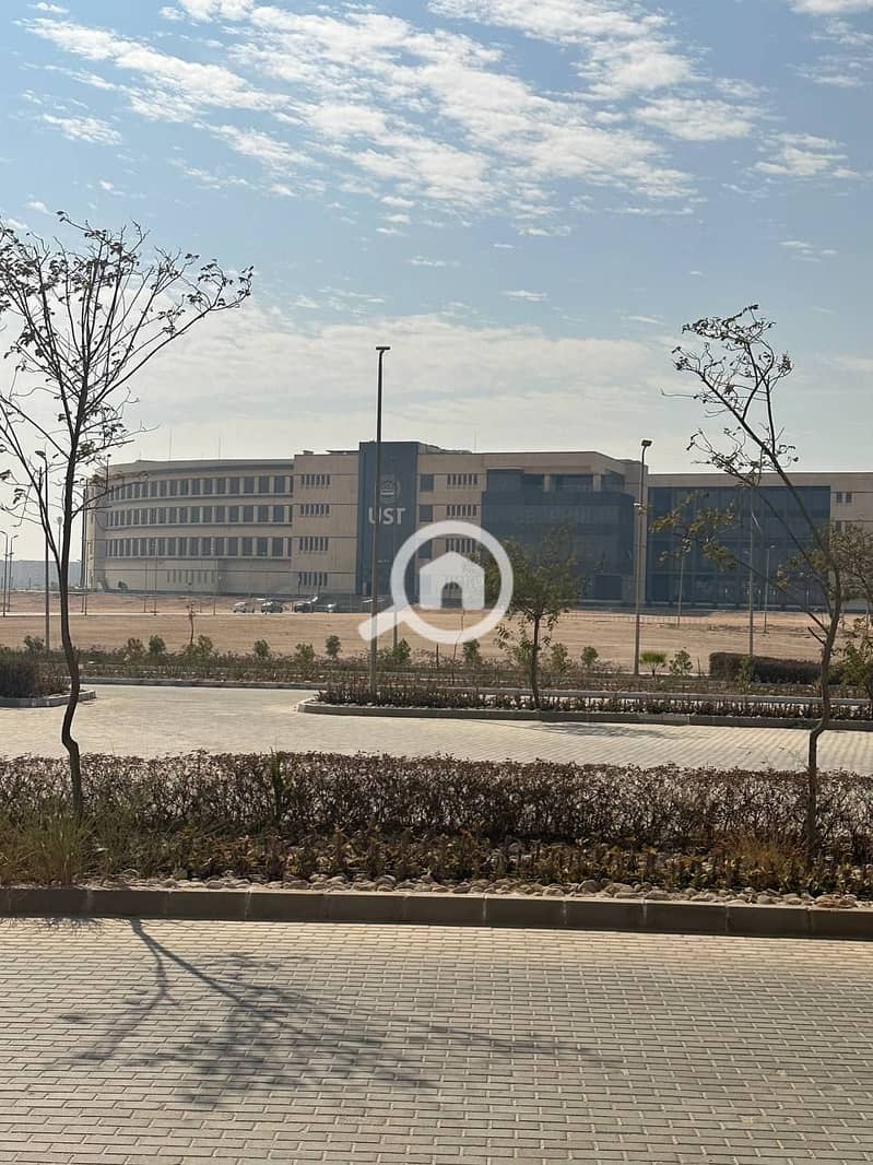 13 c00c48dd-3e22-45bb-994b-02d2cd08b7c2. jpg