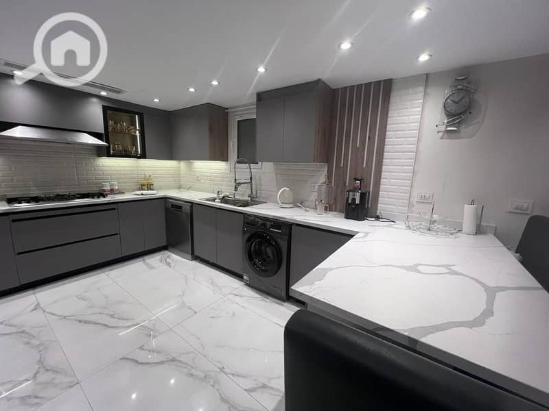 7 335d09f0-f417-43e8-a4fd-0528f8e3989a. jpg