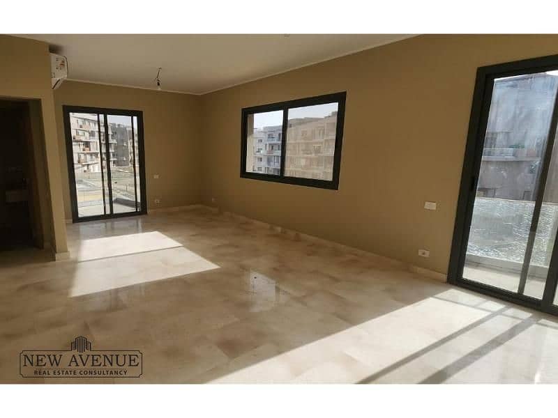 2 WhatsApp Image 2024-10-22 at 12.18. 19 PM (2). jpg