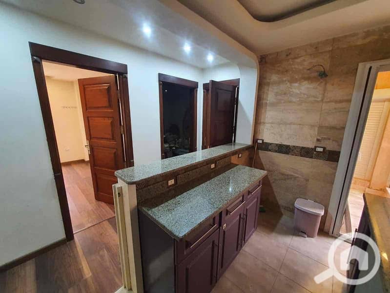 9 7ded8172-927a-40ff-b4b3-f5a7c4a82195. jpg