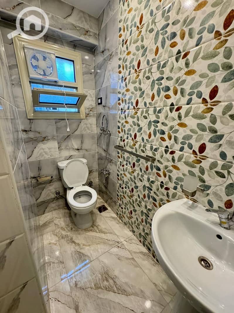 21 WhatsApp Image 2025-12-09 at 11.53. 50 AM. jpeg