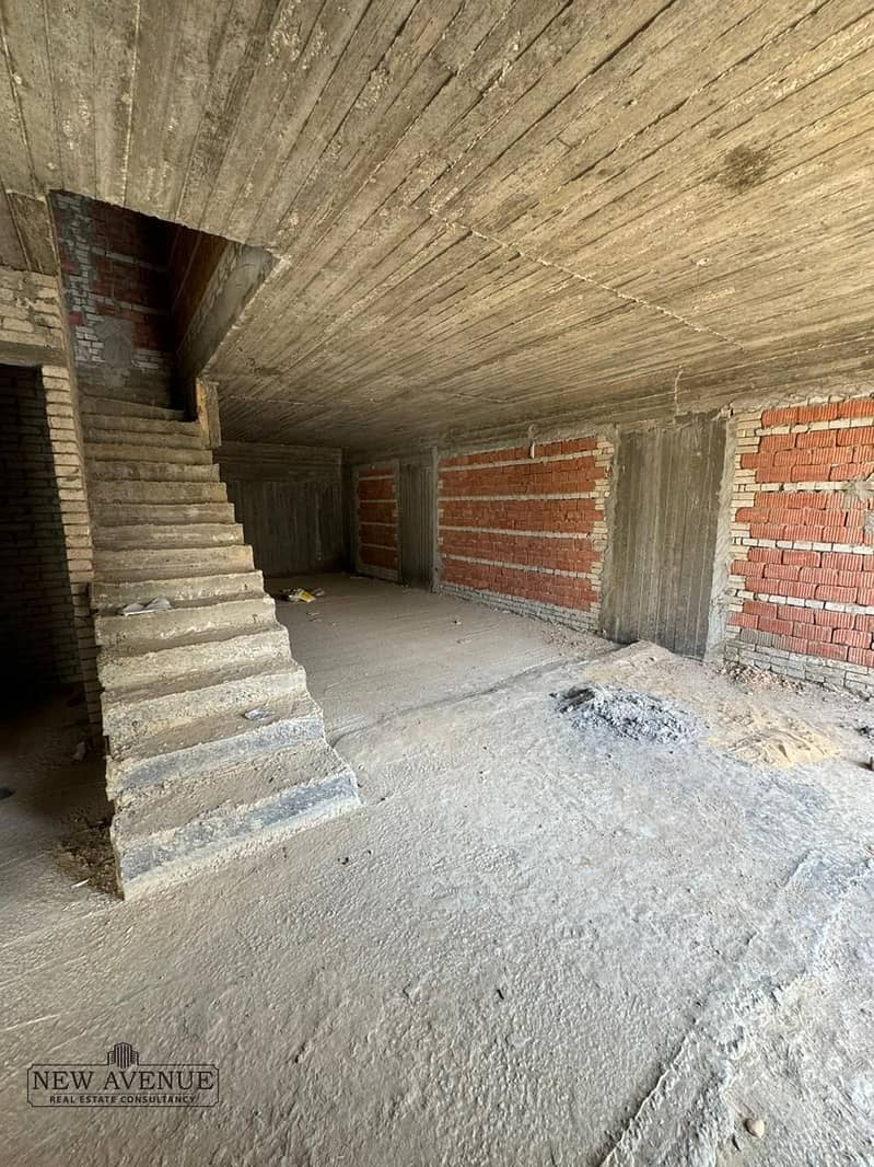 5 WhatsApp Image 2025-11-17 at 4.49. 11 PM (1). jpeg