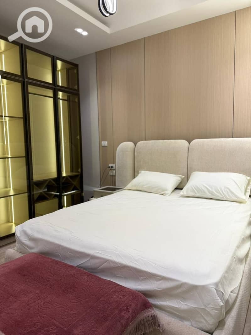 4 ff929eb0-dadd-49ce-83d2-d031c3121b15. jpg