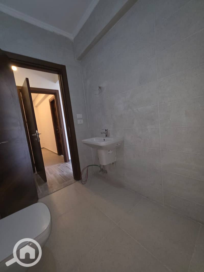 7 620f9afd-2343-4dbf-a0e4-0cf3a299c40f. jpg