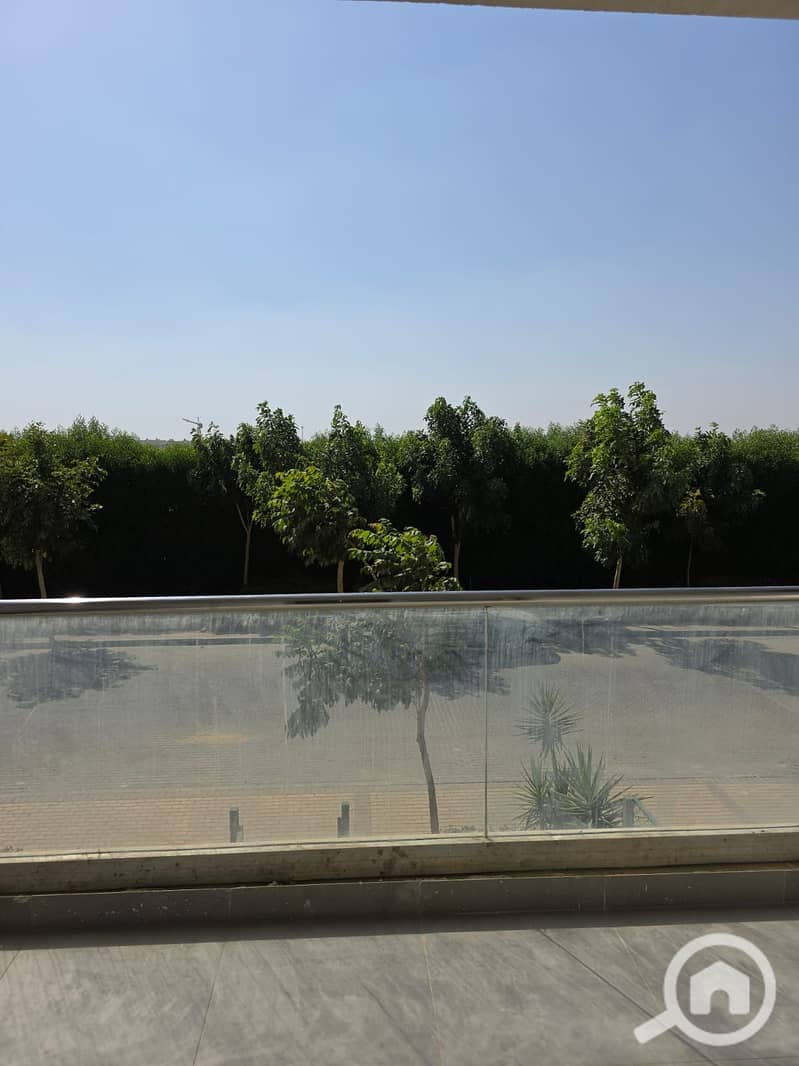 8 8cf3ede5-ec29-4ea2-b771-6cb0eb2d6f1b. jpg