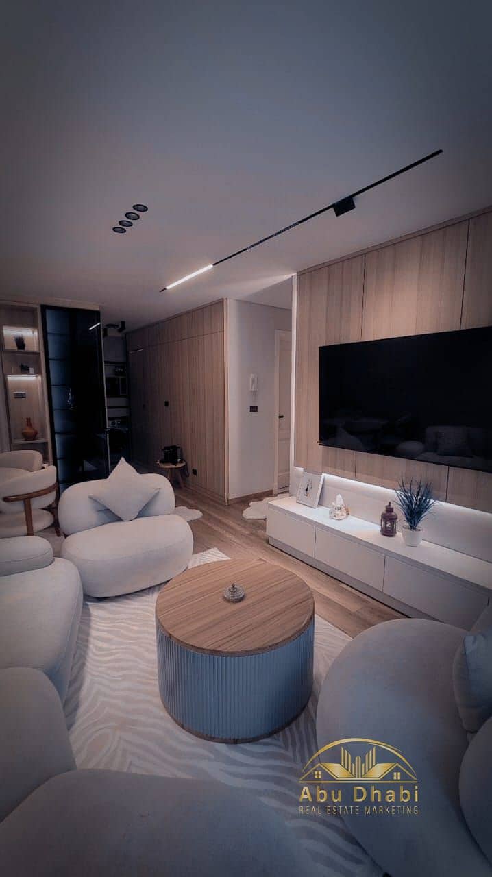 2 b6c3585a-8c36-4daa-bba3-912561f82585. jpg