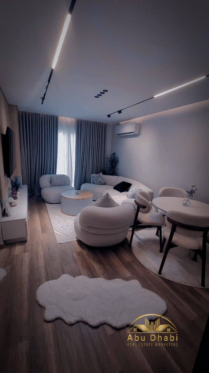 4 3fce302d-a9a0-4ead-95d6-cd0ad986ed81. jpg