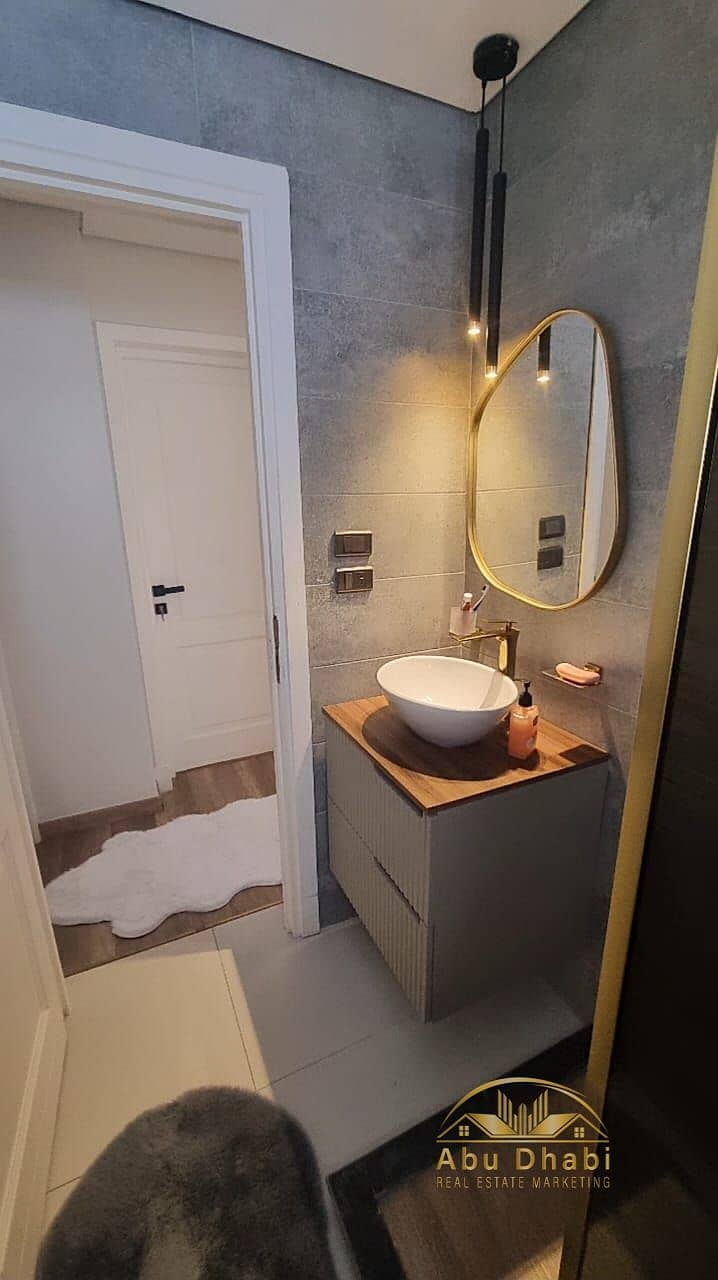 11 c45279ae-a378-43d2-b490-264e0000d25f. jpg