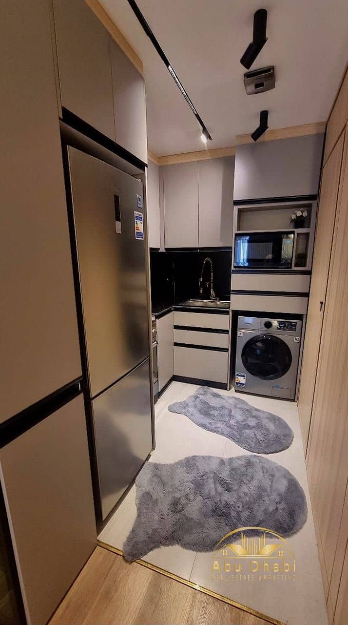 13 12ad9802-870e-4172-8453-330e0655d079. jpg