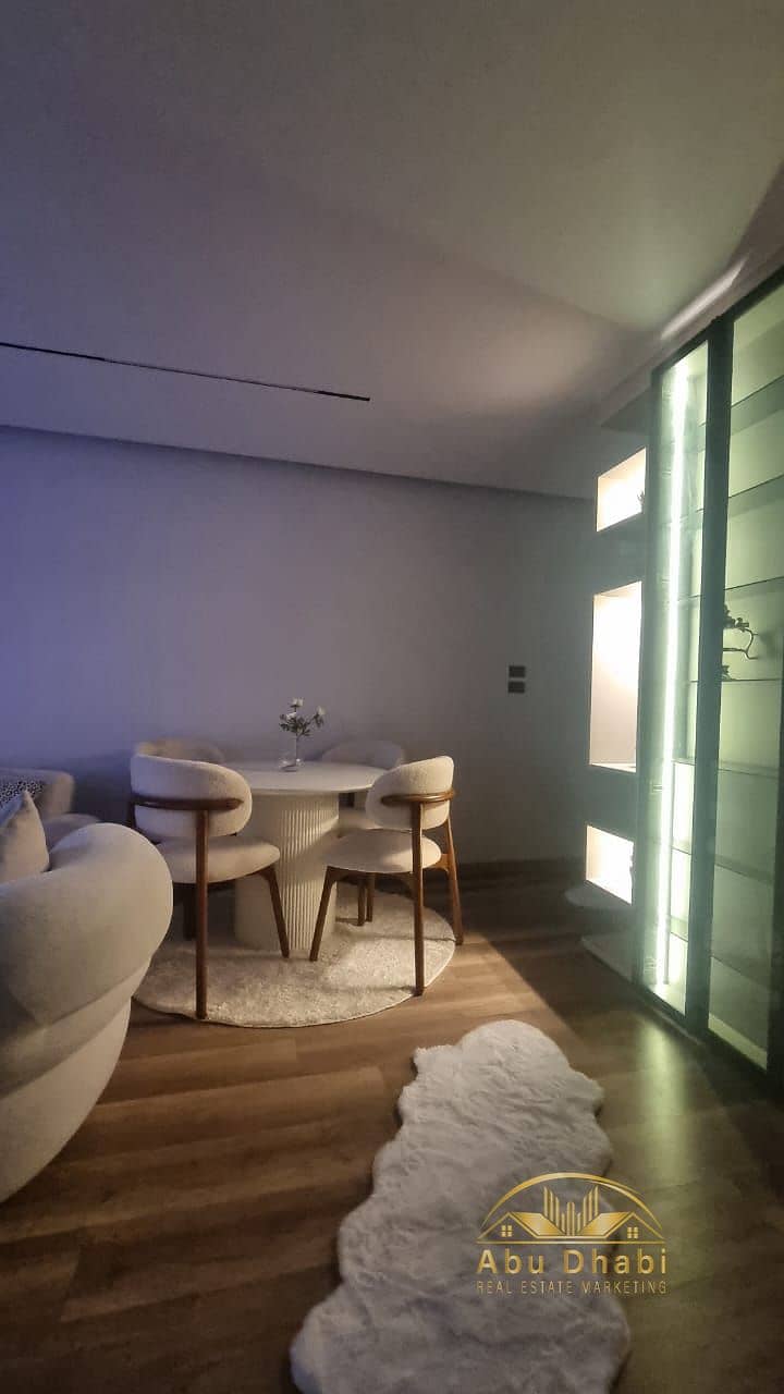 14 c6d5411b-80b4-41a3-a3d3-01ea0135b345. jpg