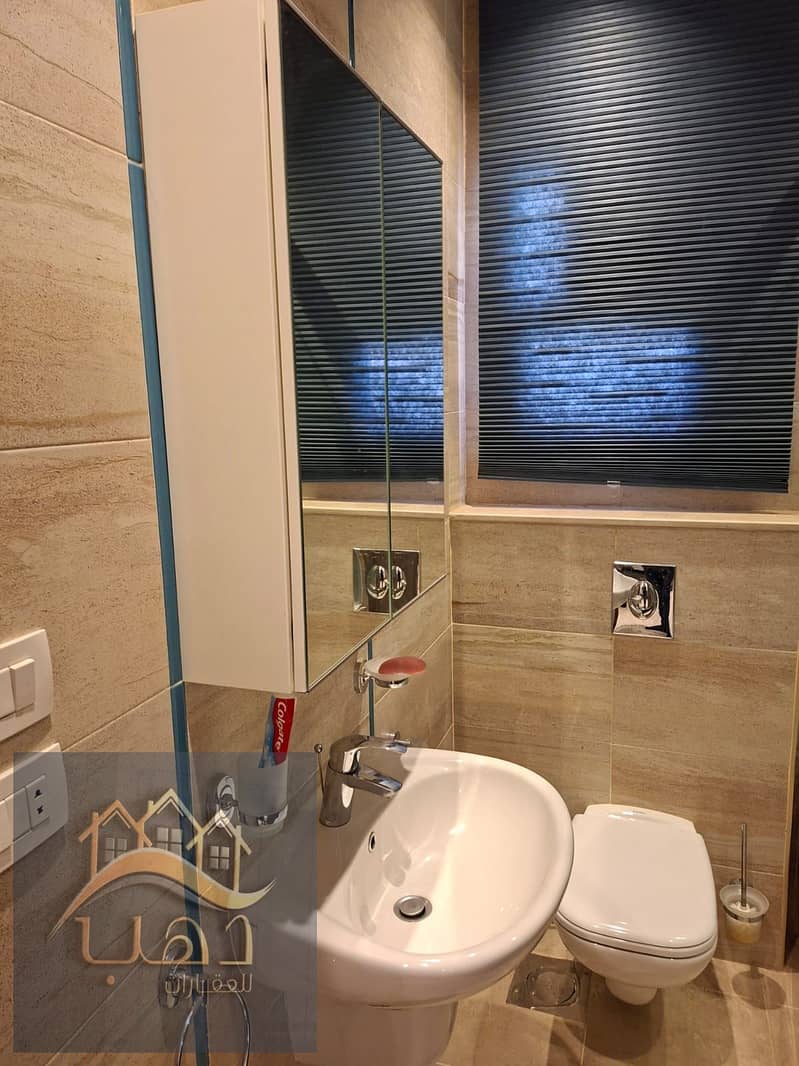 19 cd1183a4-4a4e-449f-be00-32d3a8a12609. jpg