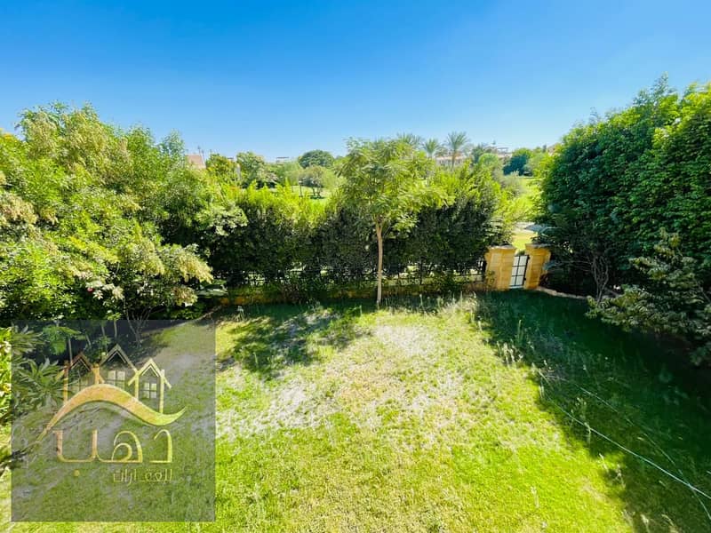 2 d7c654a3-ffc8-4ddf-b405-4ce274fc6b60. jpg