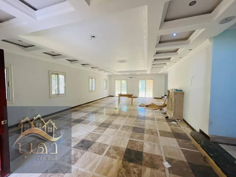 8 6dedc33b-9046-40dd-a4a8-3dfa869eb6d3. jpg