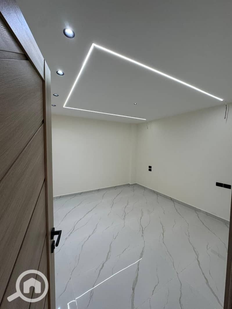 8 1c93b126bc23493a9aa839c1c38f5cf0. jpg