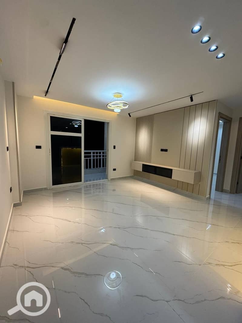 13 f2838605bac745a78a2bec6a8c9b5222. jpg