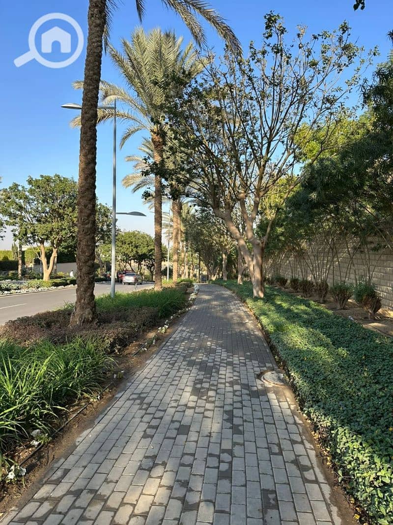 8 WhatsApp Image 2025-12-25 at 5.42. 16 PM. jpg