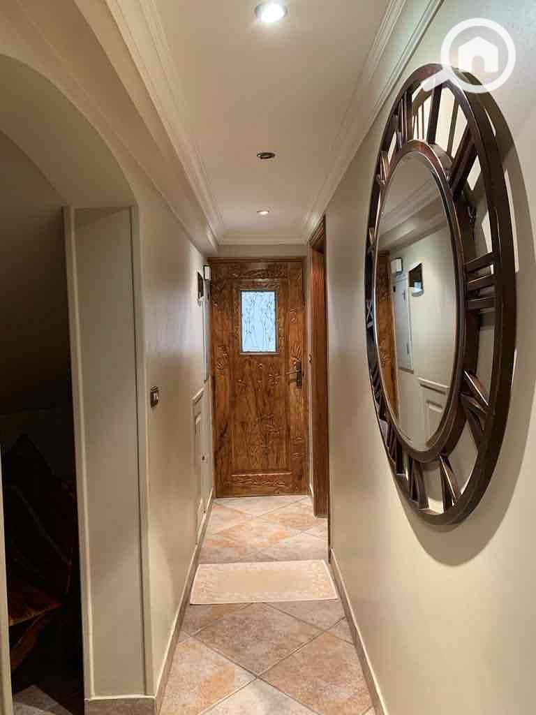 8 71174b42-d059-4674-9c4d-07ce3f3c234b. jpg