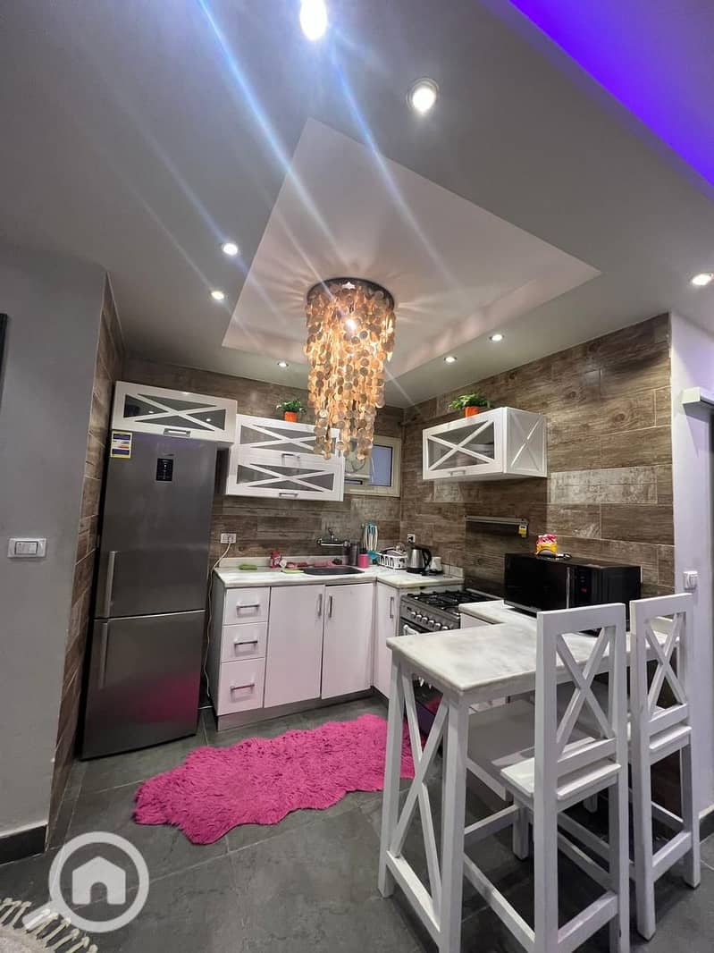 6 76df0376-9f1c-4e8c-ae22-336aedfa0ab4. jpeg