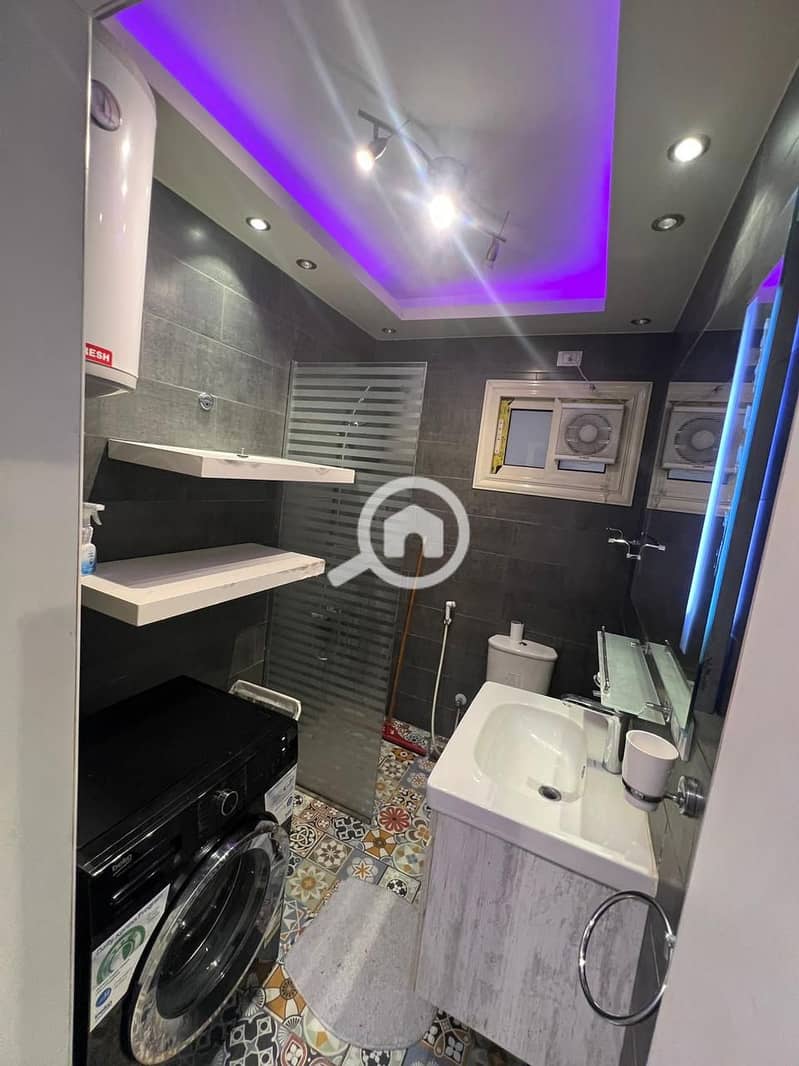 8 f38da5f4-10c7-48ae-ab67-555e93b02fc6. jpeg