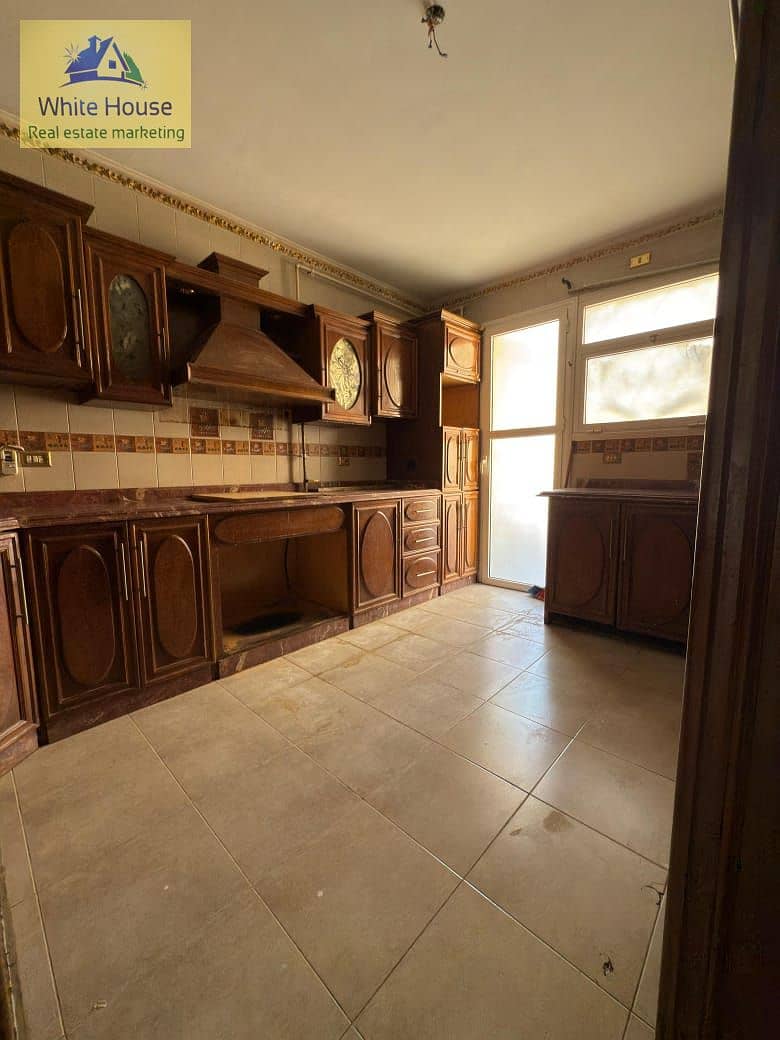 9 9ccc7bdf-f423-47fb-b70b-143fdf3a90bc. jpeg