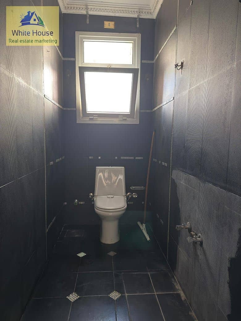 13 5a988431-a24d-46ac-b3aa-9e78d1827ede. jpeg