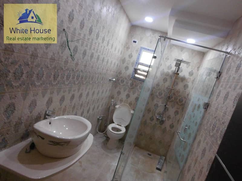 2 2e12ec59-dace-4443-9cfb-34bb04b44e3e. jpg