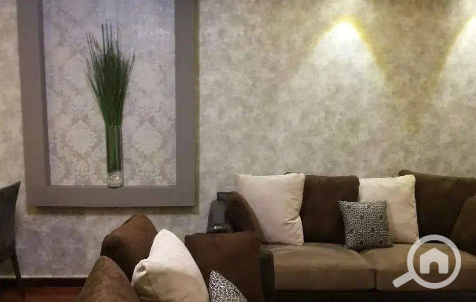 2 3f292ffb-343f-48e7-b7e9-069e21ee139d. jpeg