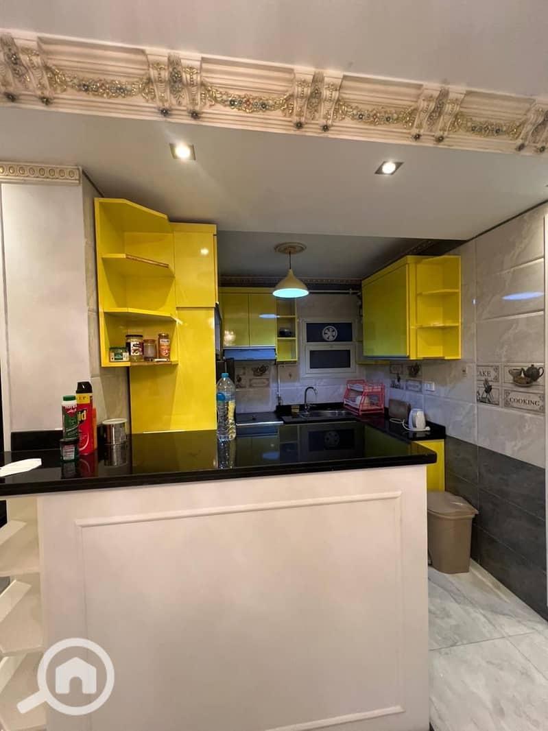 4 59b19a3e-a9fa-486b-9b33-887033692312. jpeg